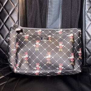Disney Women's Minnie Mouse Large Toiletry Bag